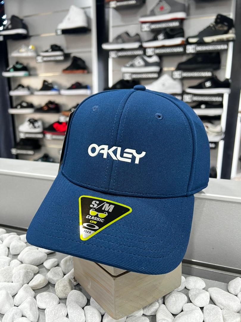 GORRA OAKLEY MODELO 6 PANEL TEAM NAVY 6LE CERRADA