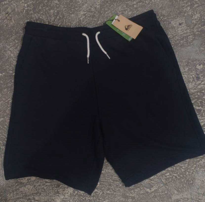 Short Traje de baño Quiksilver Modelo Essentials KVJO