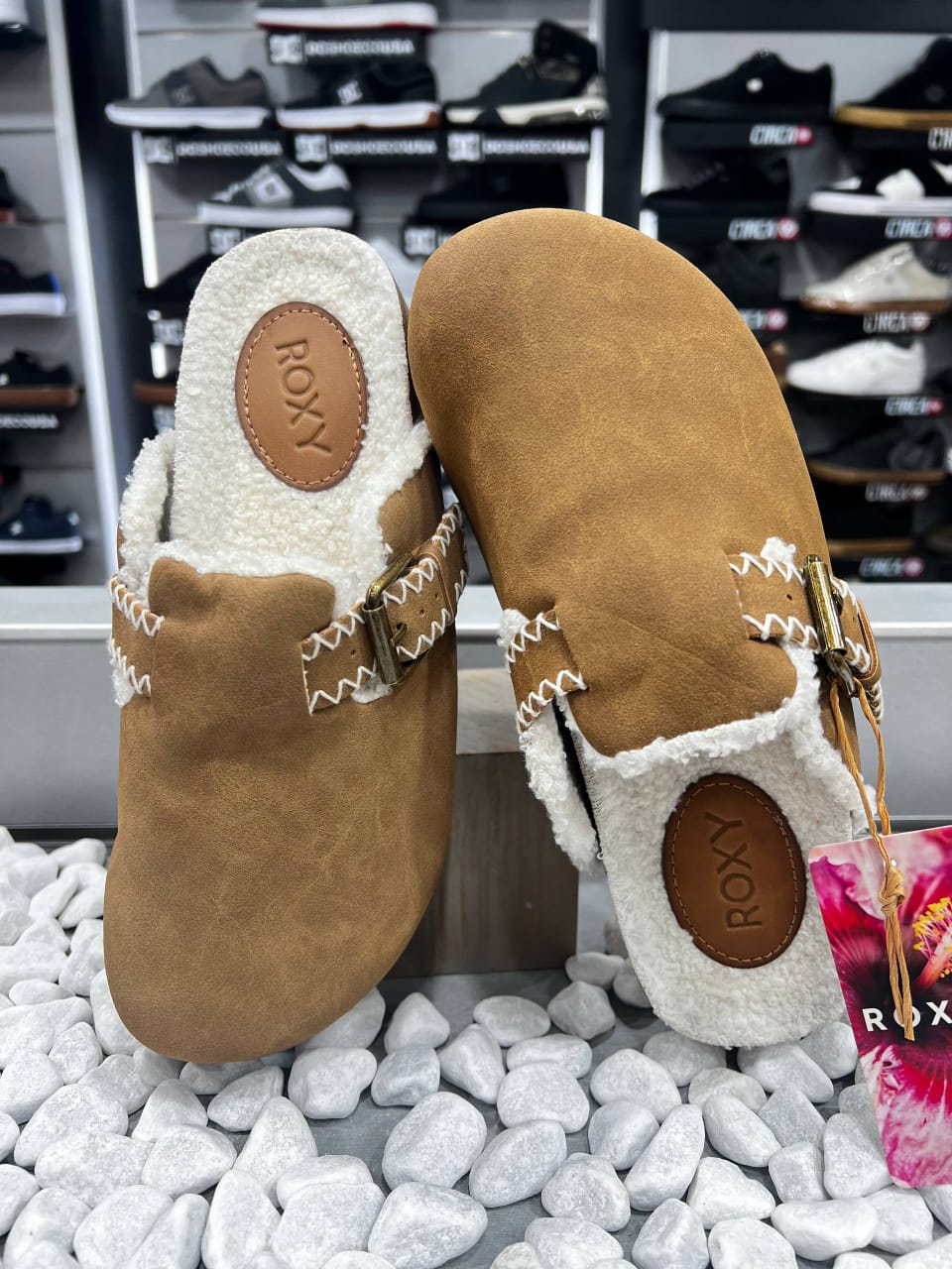 ZAPATOS ROXY SUECOS MODELO HONEY CLOG 230 BRW