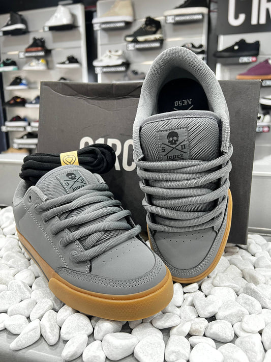 ZAPATOS MARCA C1RCA. MODELO AL 50 LOPEZ COLOR GREY GUM