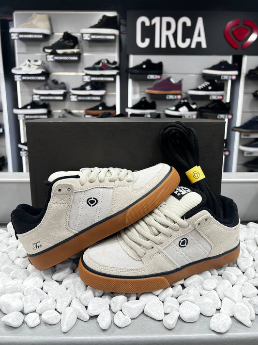 ZAPATOS MARCA C1RCA MODELO TRE. COLOR GARDENIA