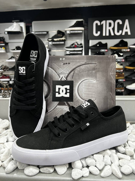 Zapatos DC Shoes modelo MANUAL BKL LONA