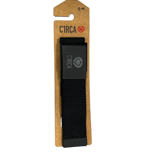 CORREA MARCA C1RCA MATERIAL LONA COLOR NEGRA