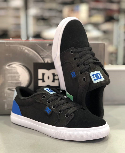 Zapatos DC Shoes Kids Modelo Anvil XKBS