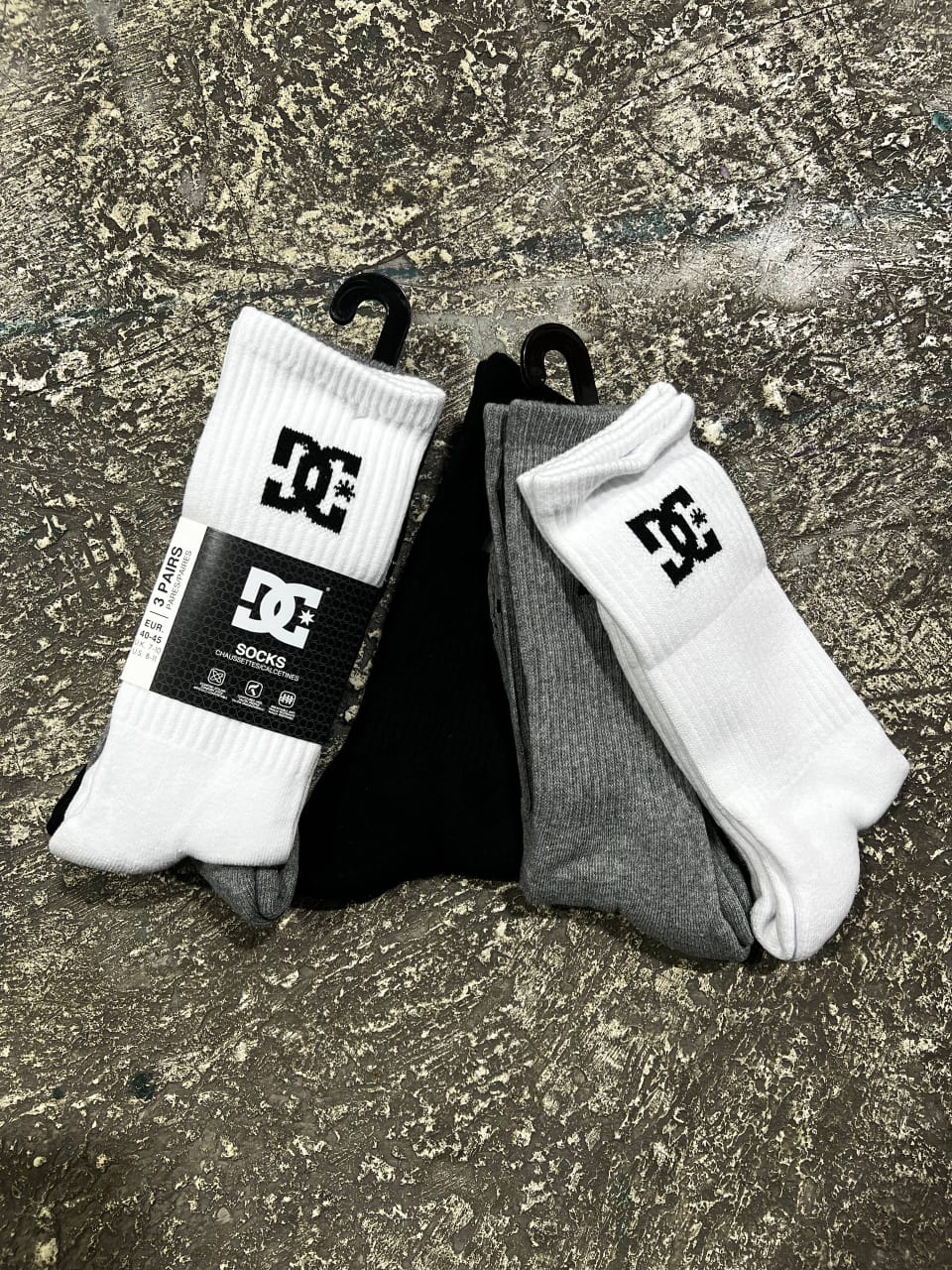 MEDIAS LARGAS 3 COLORES 3 PACK DC SHOES