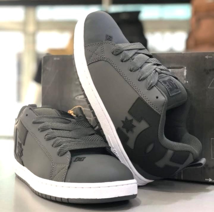 Zapatos DC Shoes Modelo Court Graffik GBW