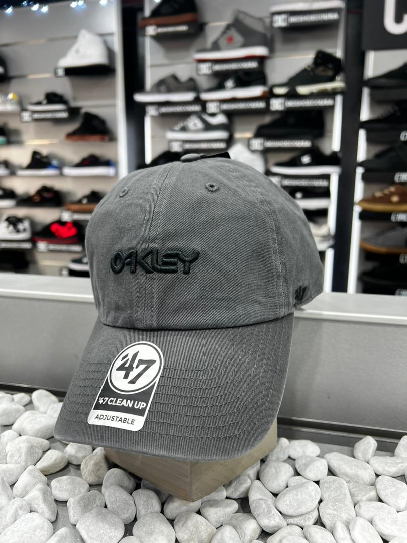 GORRA OAKLEY MODELO REMIX DAD HAT 25N AJUSTABLE