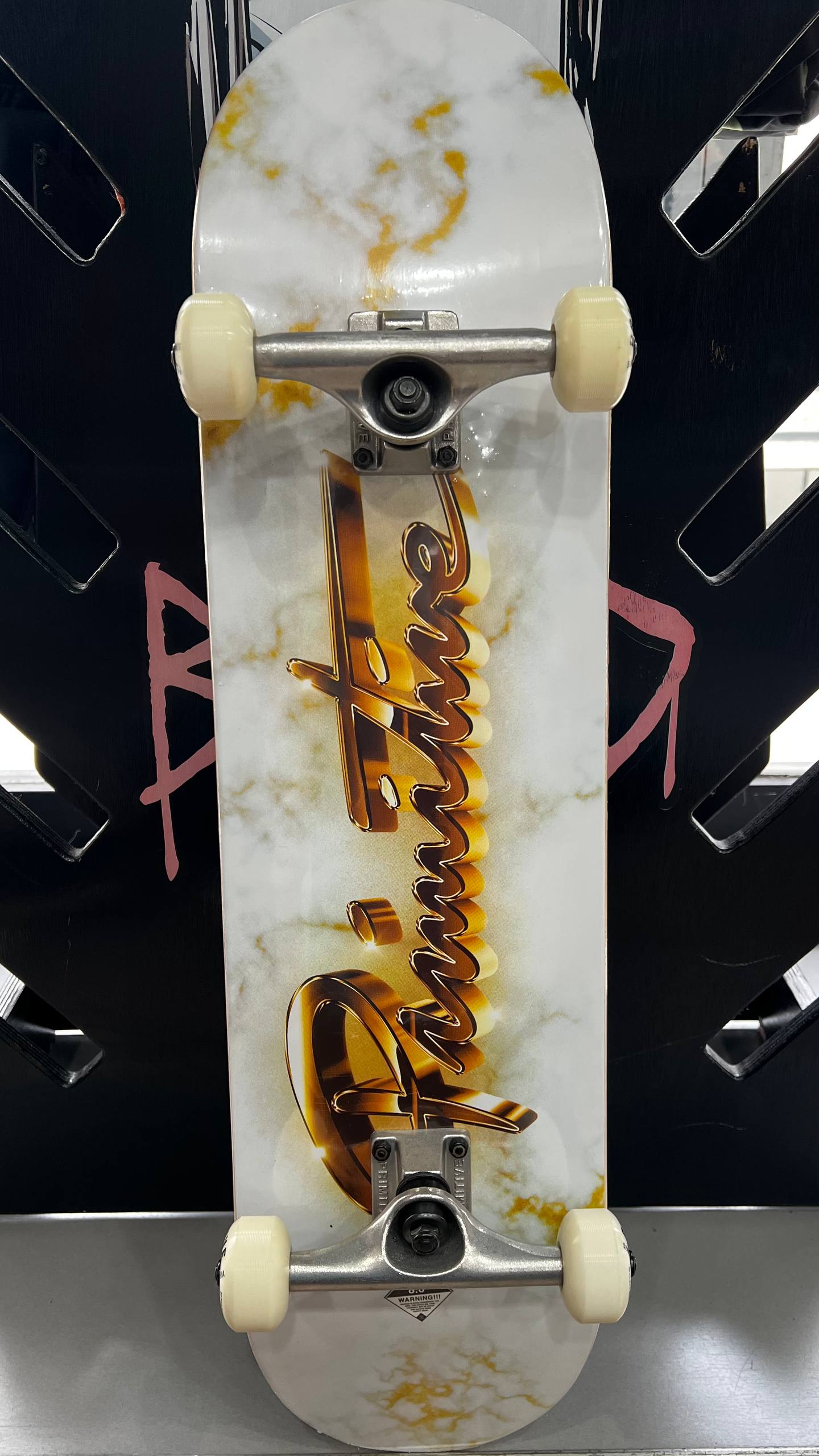 PATINETA PRIMITIVE MEDIDAS TABLA 8.0". RUEDAS 52MM