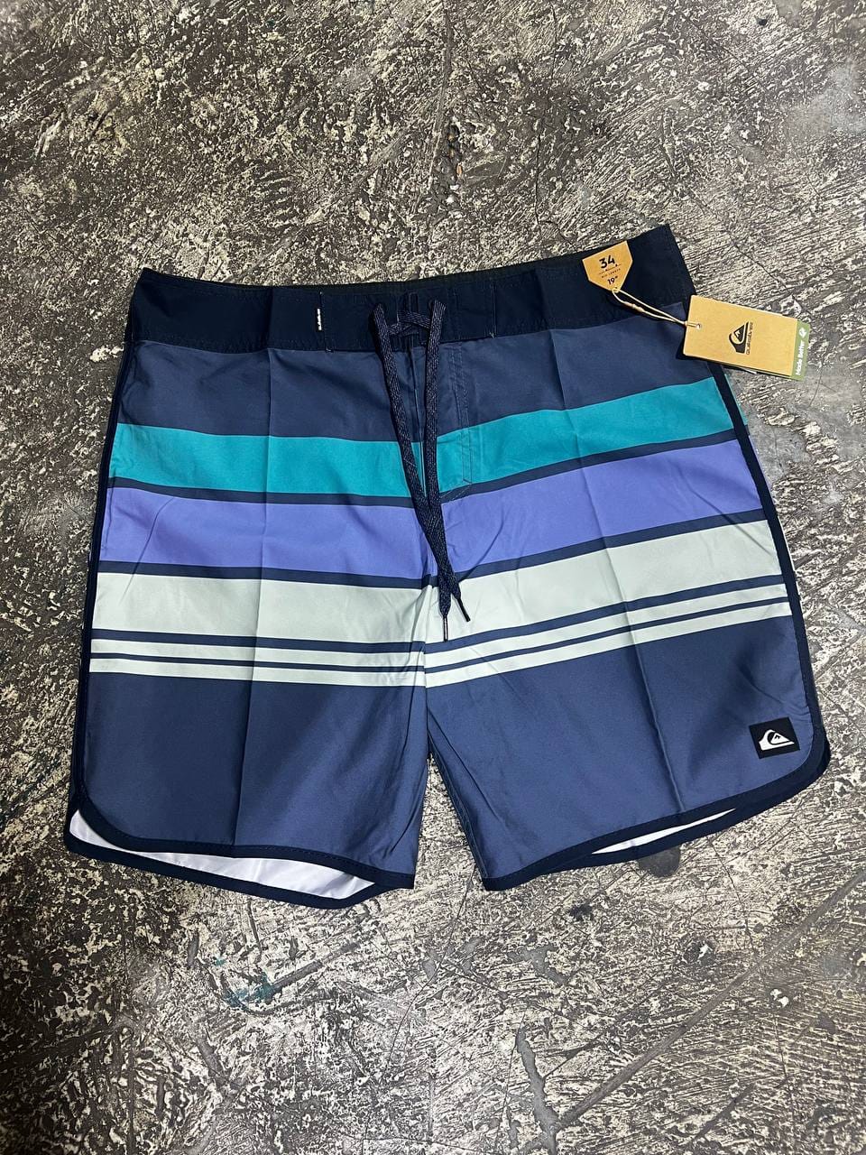 Short Traje de baño Quiksilver Modelo Everyday Stripe