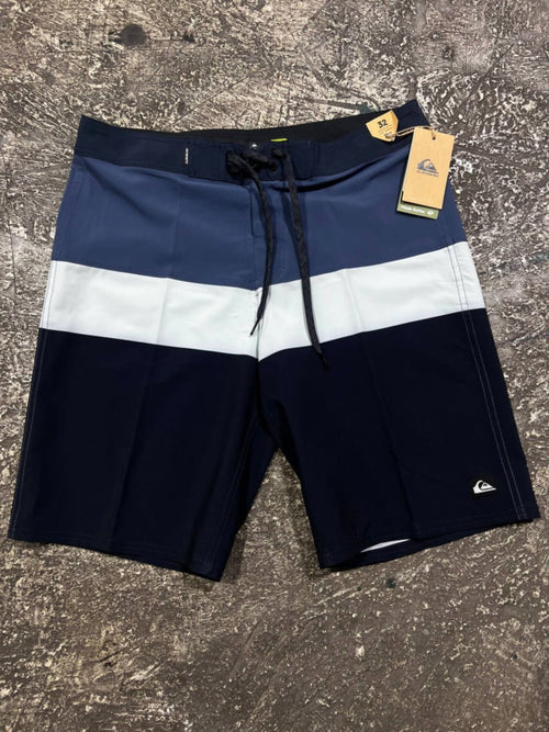 Short Traje de baño Quiksilver Modelo Surfsilk BYL8