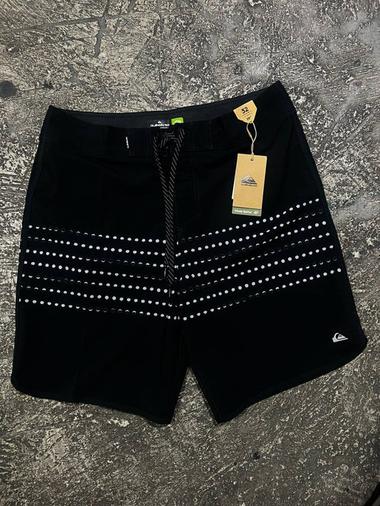 Short Traje de baño Quiksilver Modelo Surfsilk Scallop