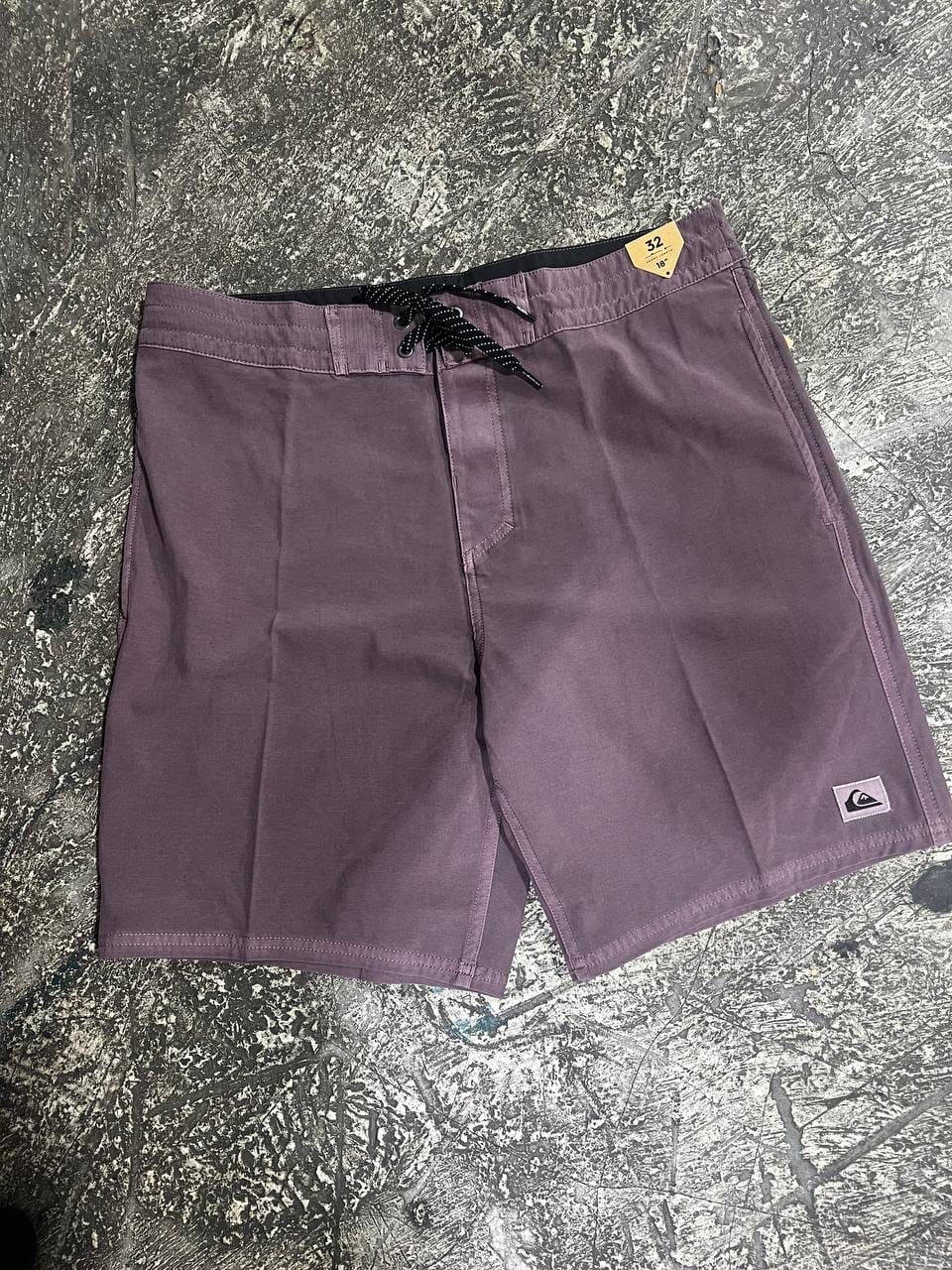 Short Traje de baño Quiksilver Modelo Surfsilk Street Trunk