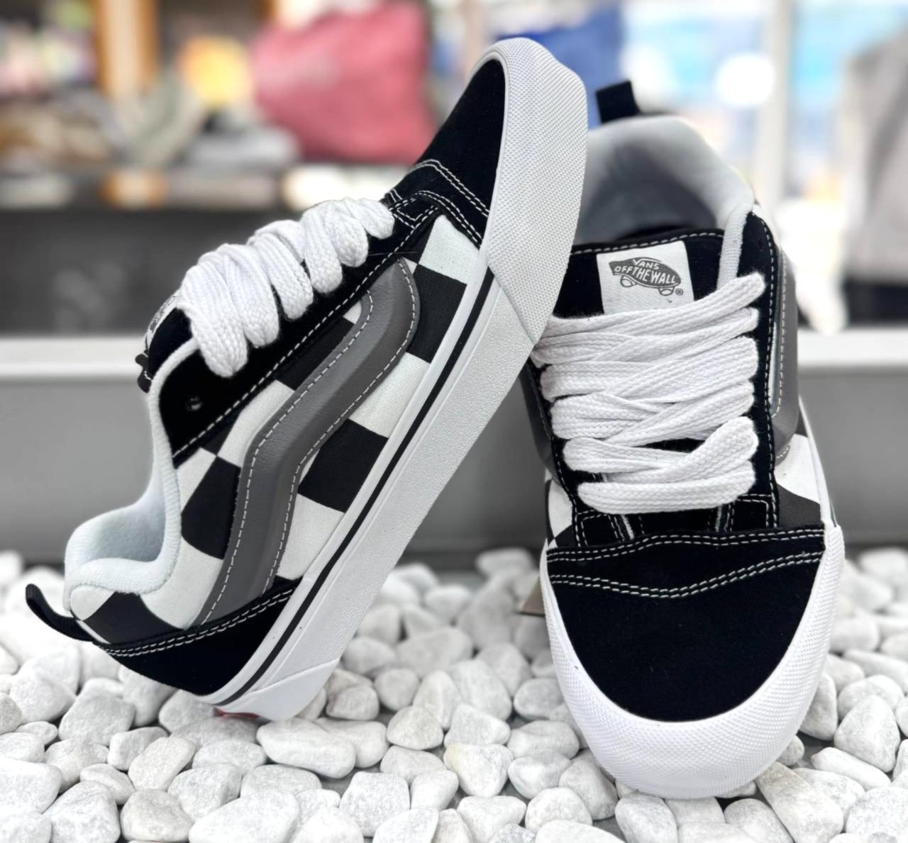 ZAPATO VANS MODELO KNU SKOOL