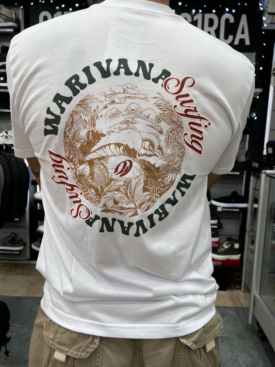 FRANELA WARIVANA MODELO SURFING BLANCO